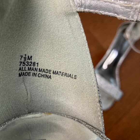 7.5 M Pierre Dumas Silver gem crystal sparkly formal Heel Stiletto ankle strap - Picture 9 of 16